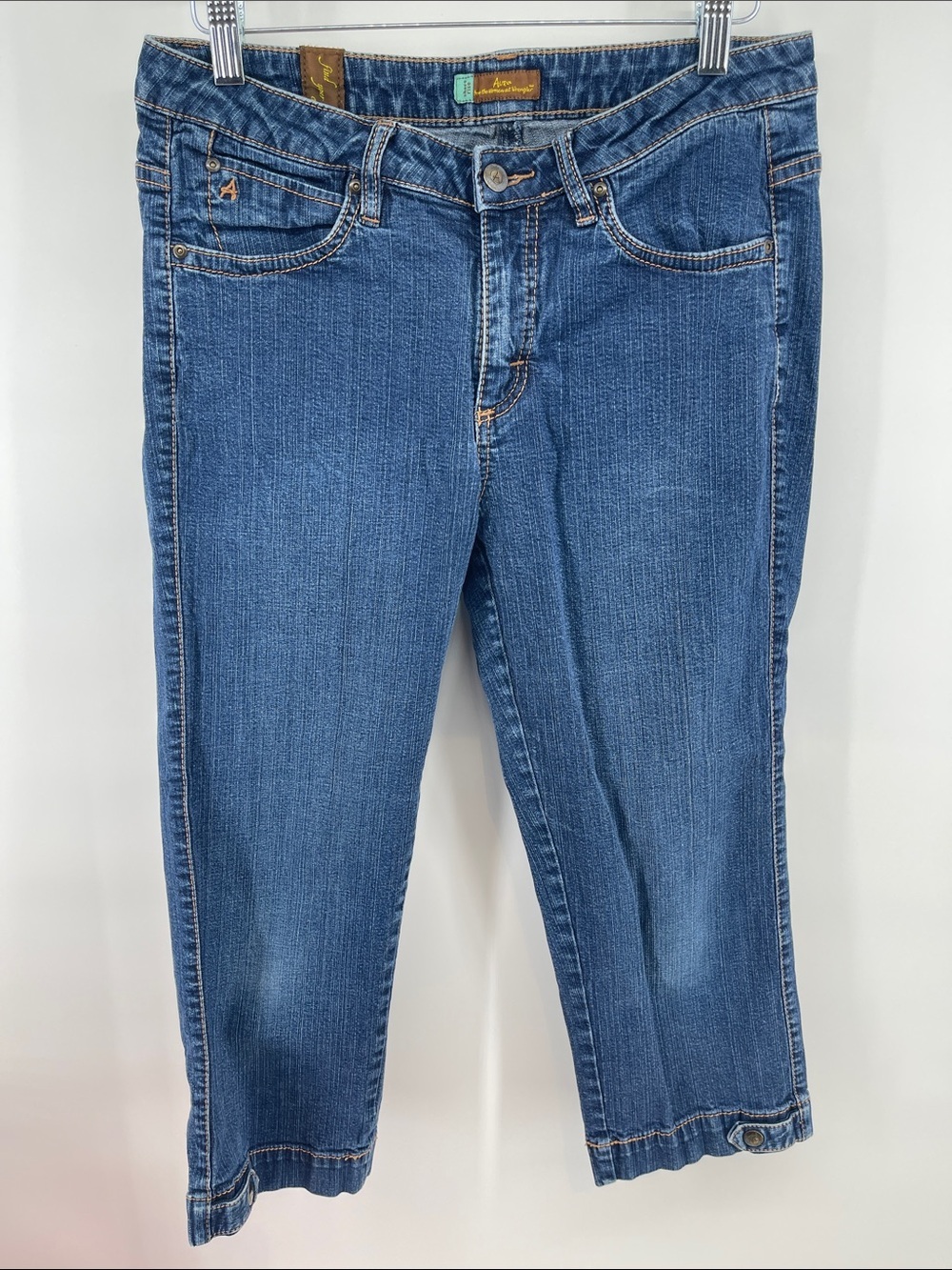 Wrangler Aura Short Rise Med Wash Western Capri Jeans Logo Sport Summer 8 Petite